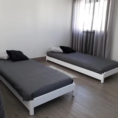 Dream Apartment-wifi & Pool Apartamento